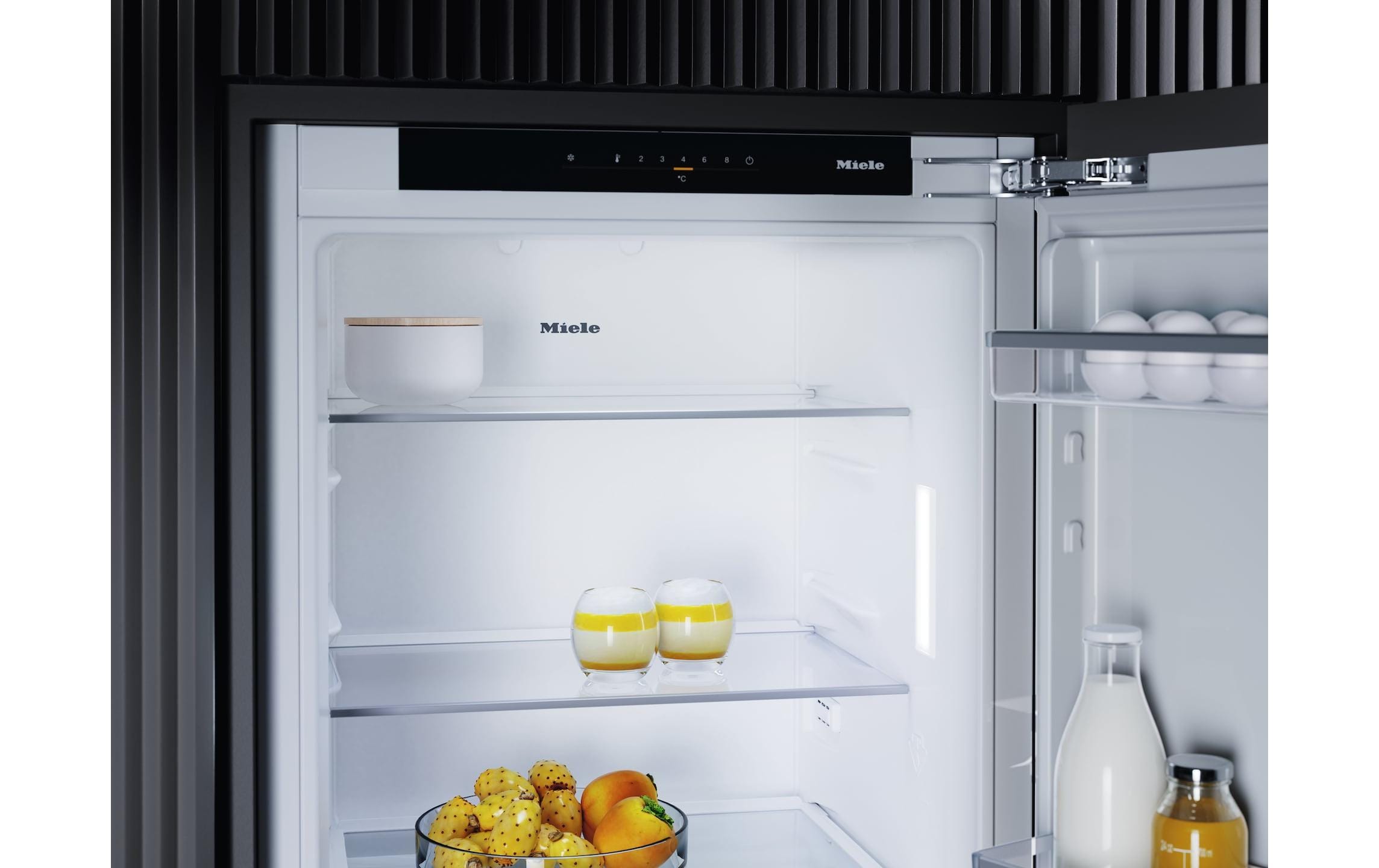 Einbaukühlschrank K 7127 D Rechts<br>Einbau-Kühlschrank mit DailyFresh, LED-Beleuchtung, SoftClose und SuperKühlen für mehr Komfort