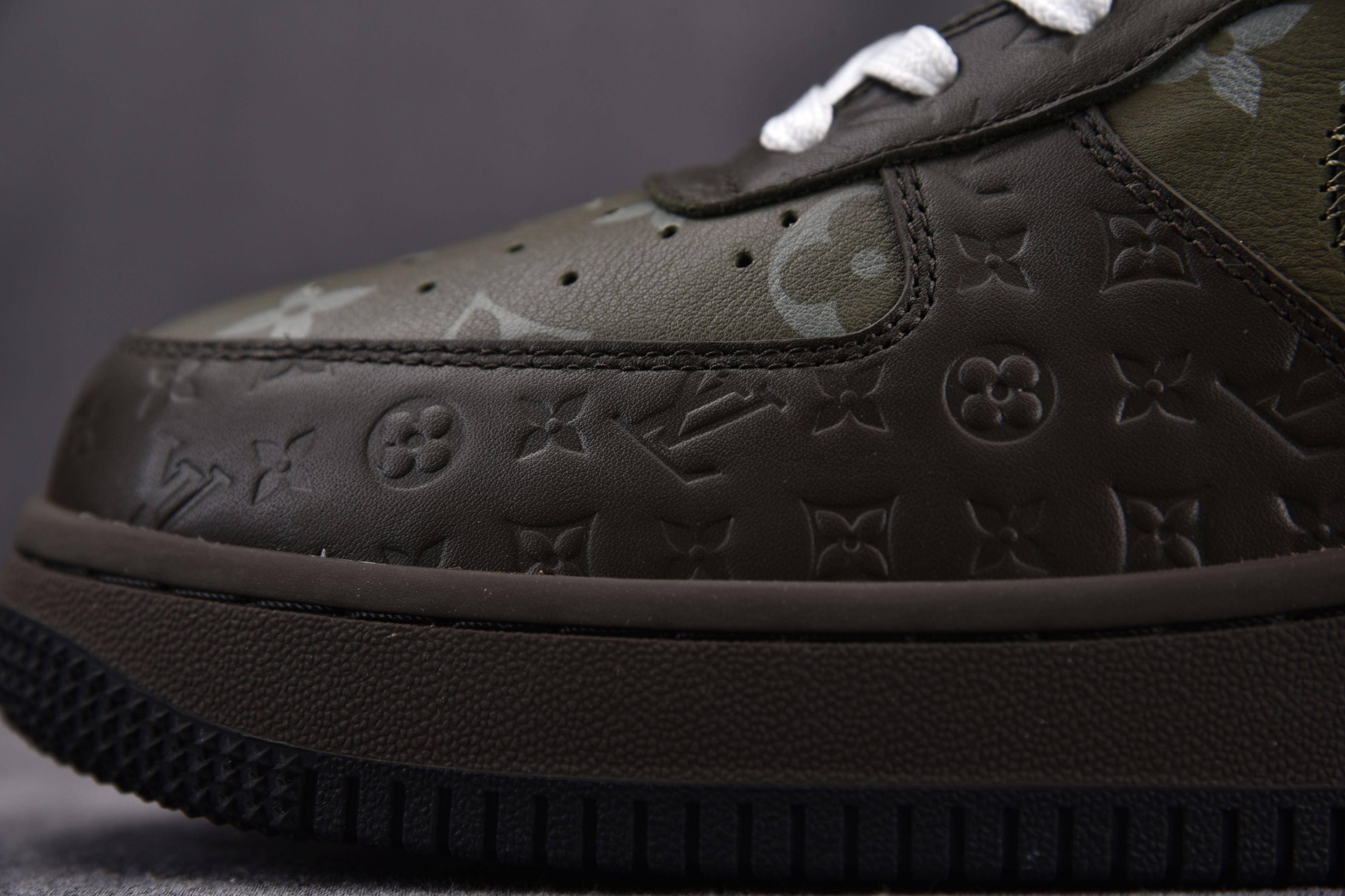 Nike Air Force 1 Low Louis Vuitton Royal Gray Green (Be careful about the size!!)