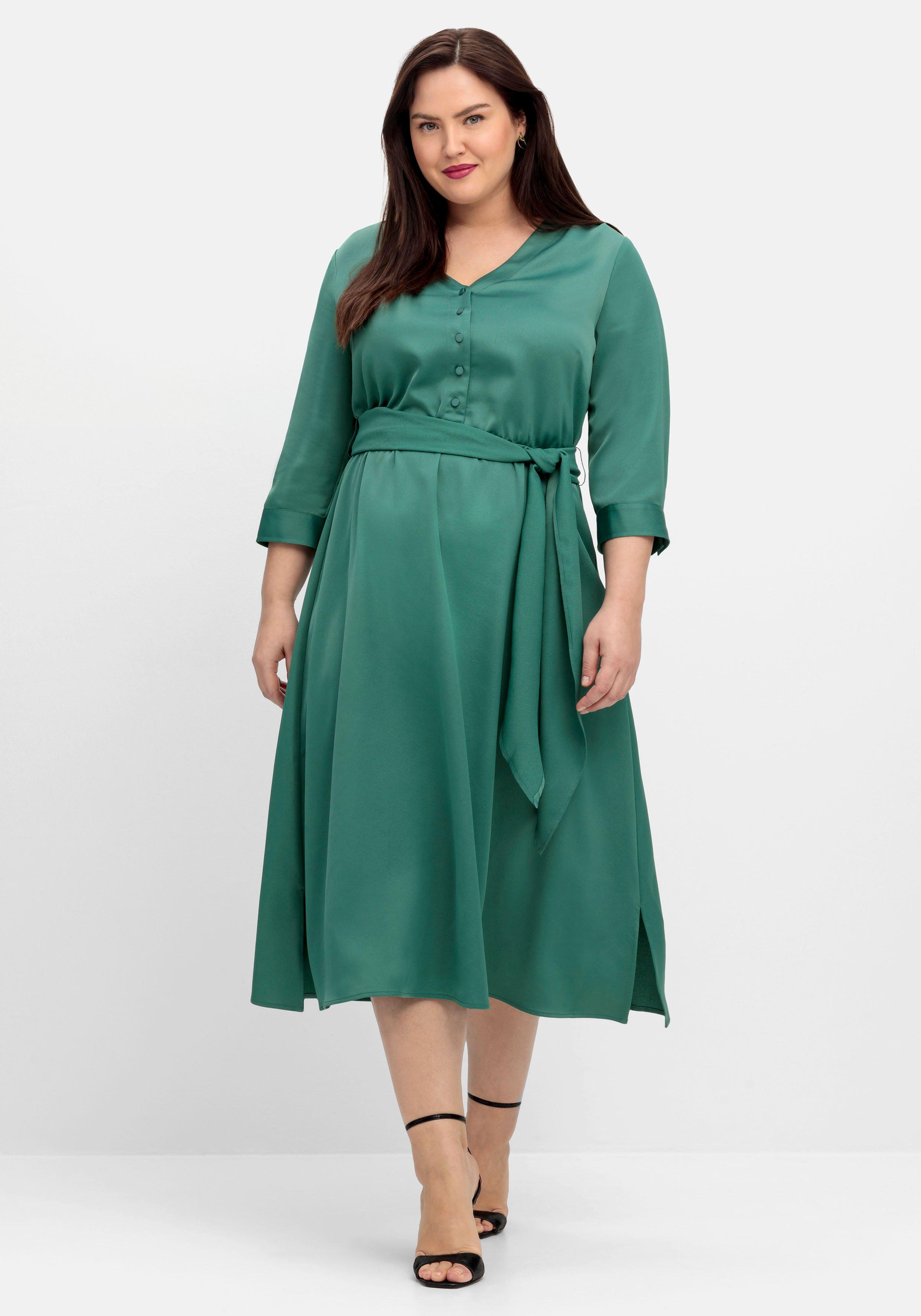 Kleid aus Crêpe-Satin, mit 3/4-Arm und Bindeband