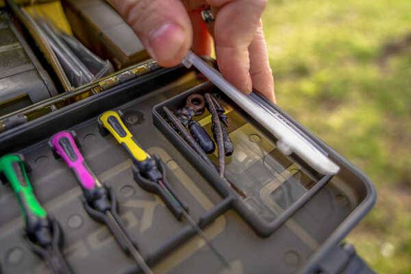 Boîte à accessoires Korum Roving Blox Fully Loaded Tacklebox (Avec 5 outils pour montage)