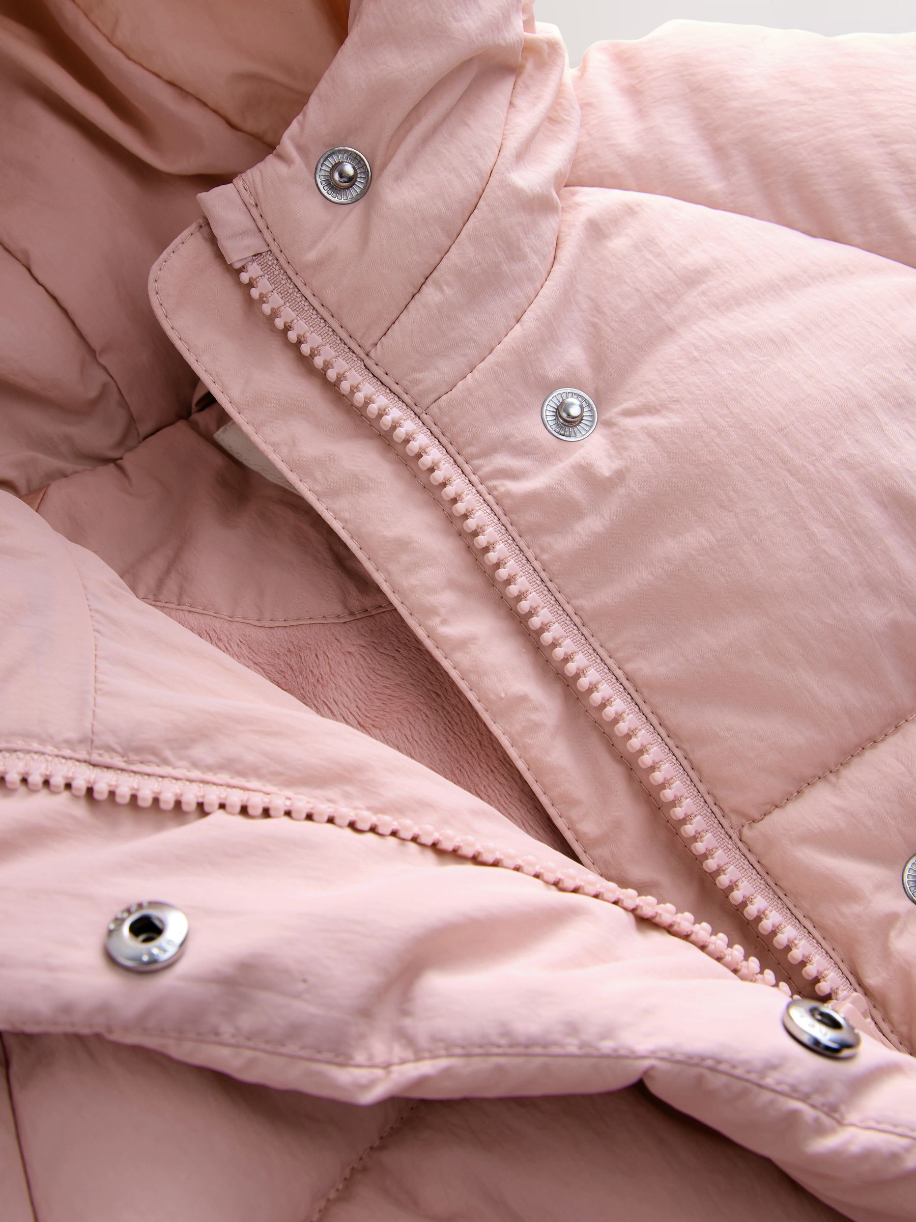 Roze - Regenbestendige gewatteerde jas met imitatiebontvoering (3mnd-7jr)