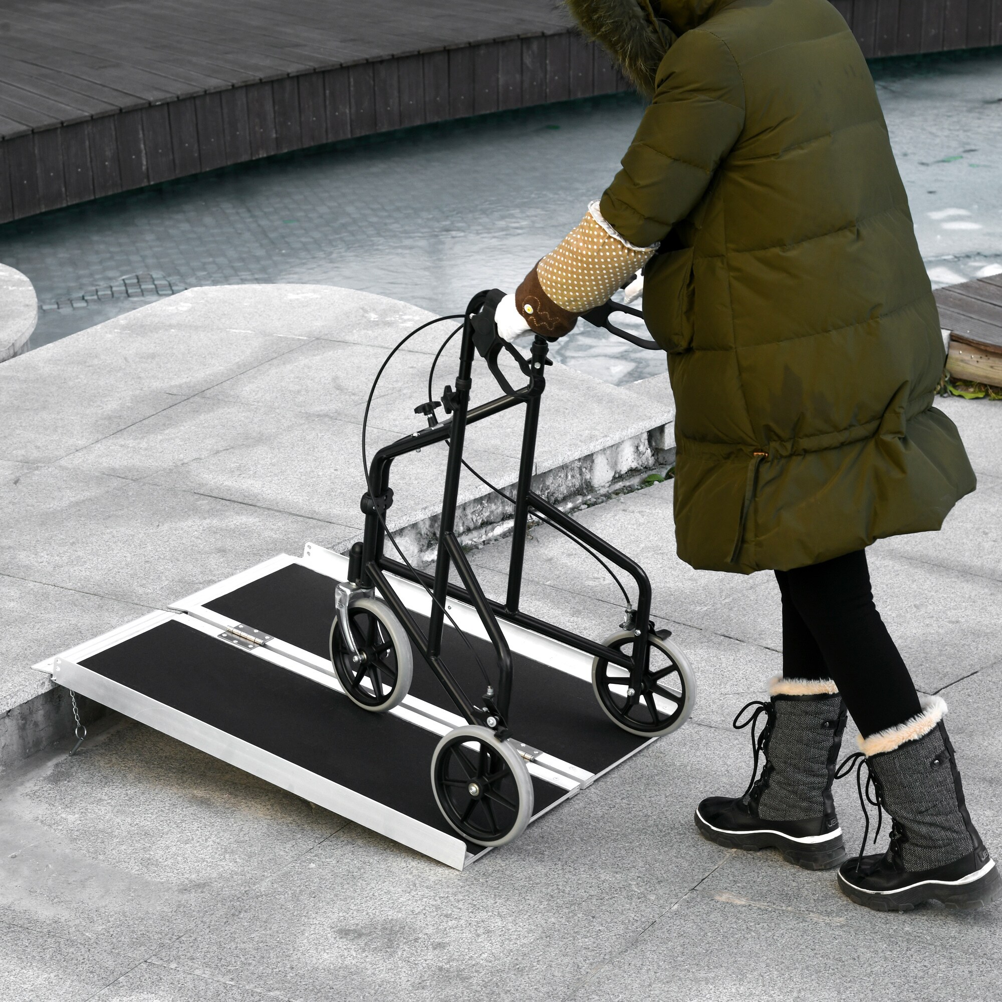 HOMCOM Rollstuhlrampe faltbar silber, schwarz 93 x 76 x 5 cm