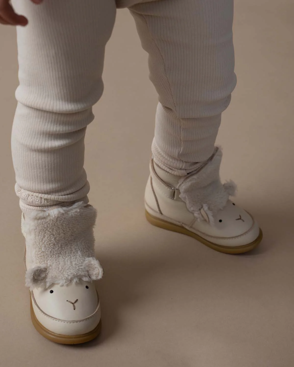Dubu Exclusive Shoes | Lammy | Cream Leather