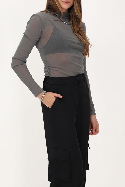 Zwarte cargo wide leg met satijnen look