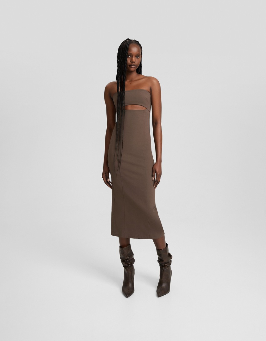 Vestido bandeau com recortes