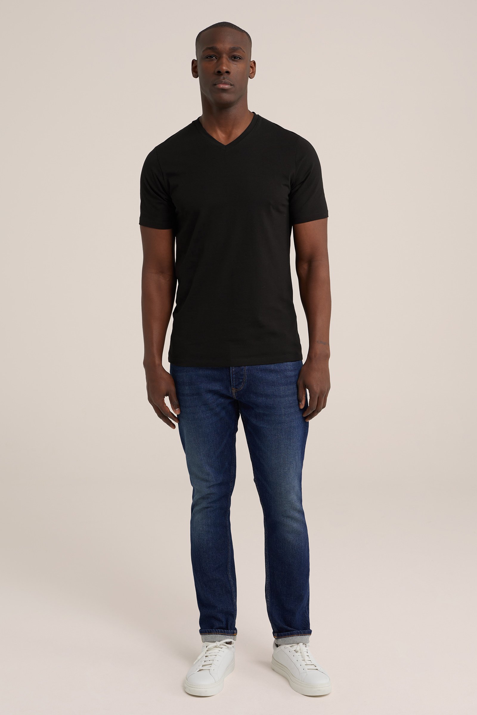 T-shirt WE Fashion Zwart