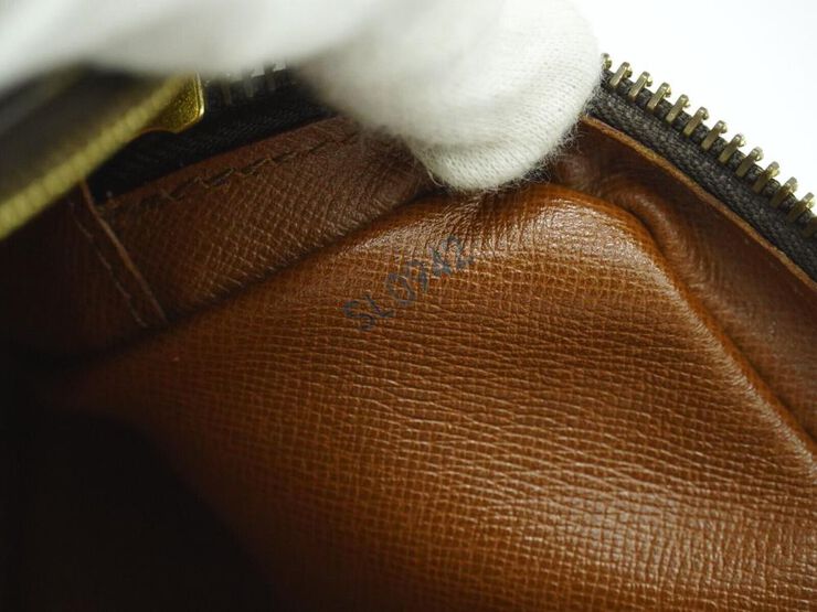 Louis Vuitton Vintage Louis Vuitton Marly Dragonne Brown