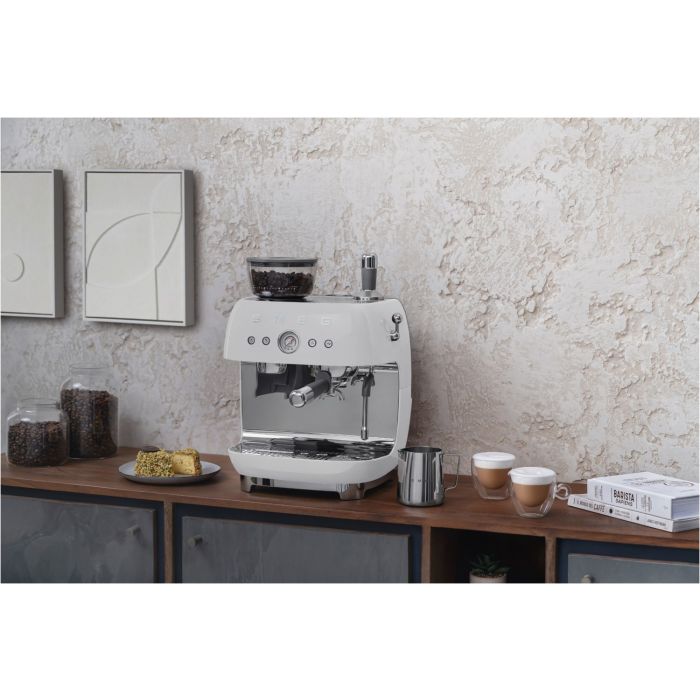 SMEG Espressomaschine mit Mahlwerk 50's Style EGF03WHEU Weiß