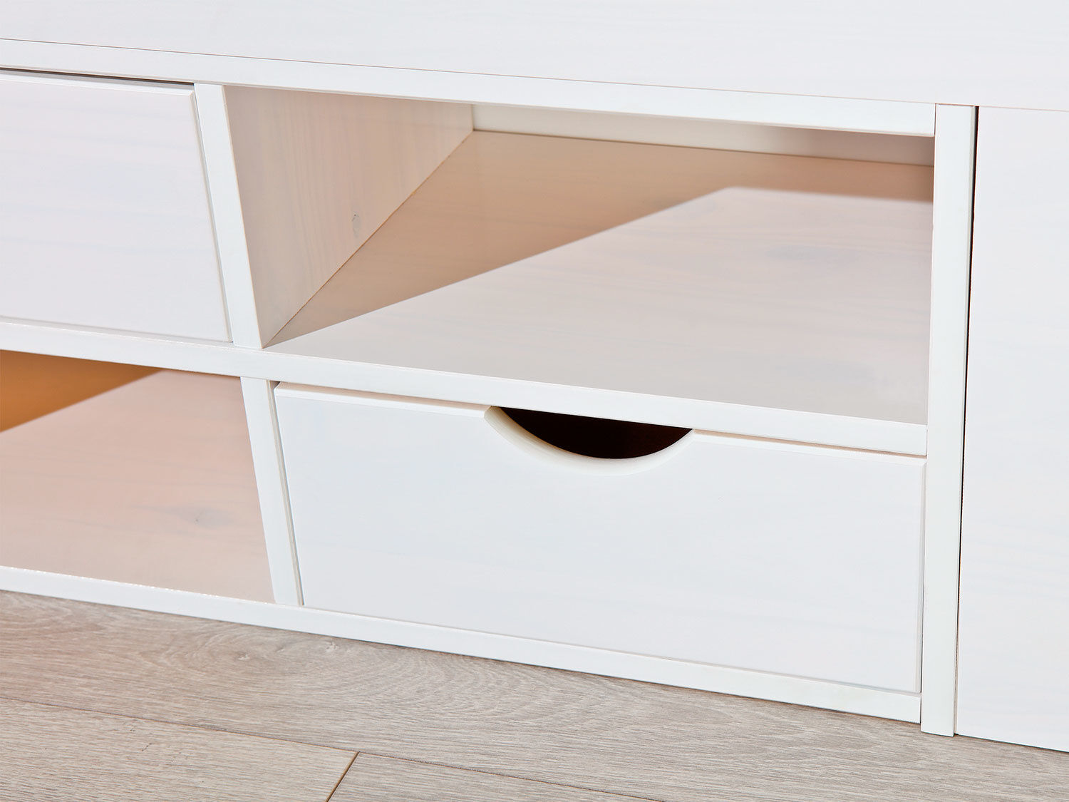 Funktionsbett TOM mit viel Stauraum