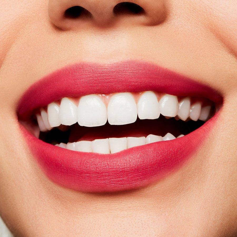 MAC Powder Kiss Liquid Lipcolour 02 Billion $ Smile 5ml