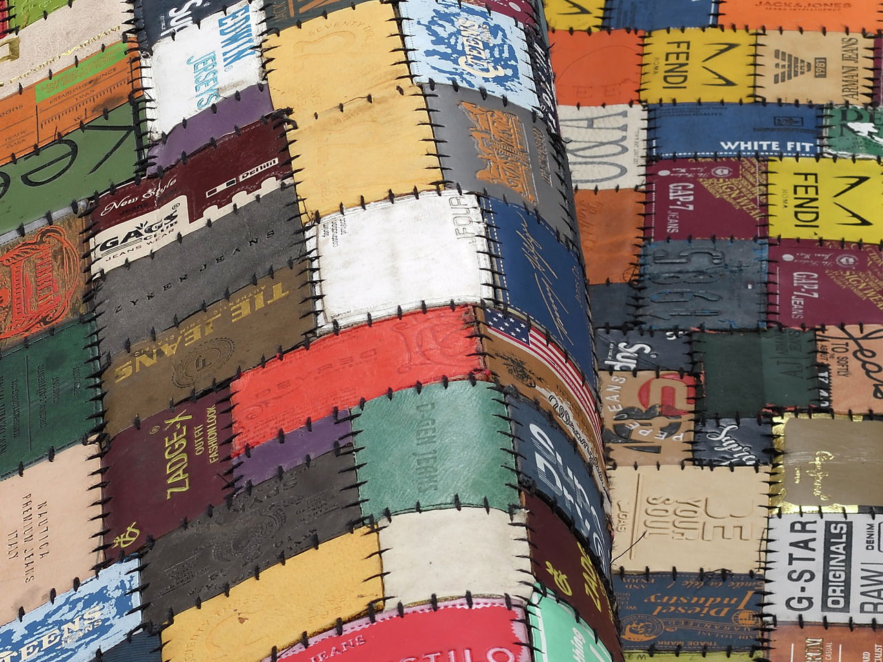 OCI Lederteppich LABELTEPPICH