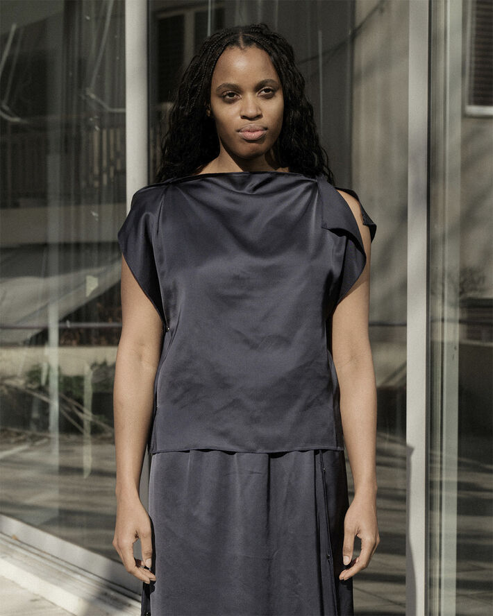 BASERANGE CLAVO TOP Blue black