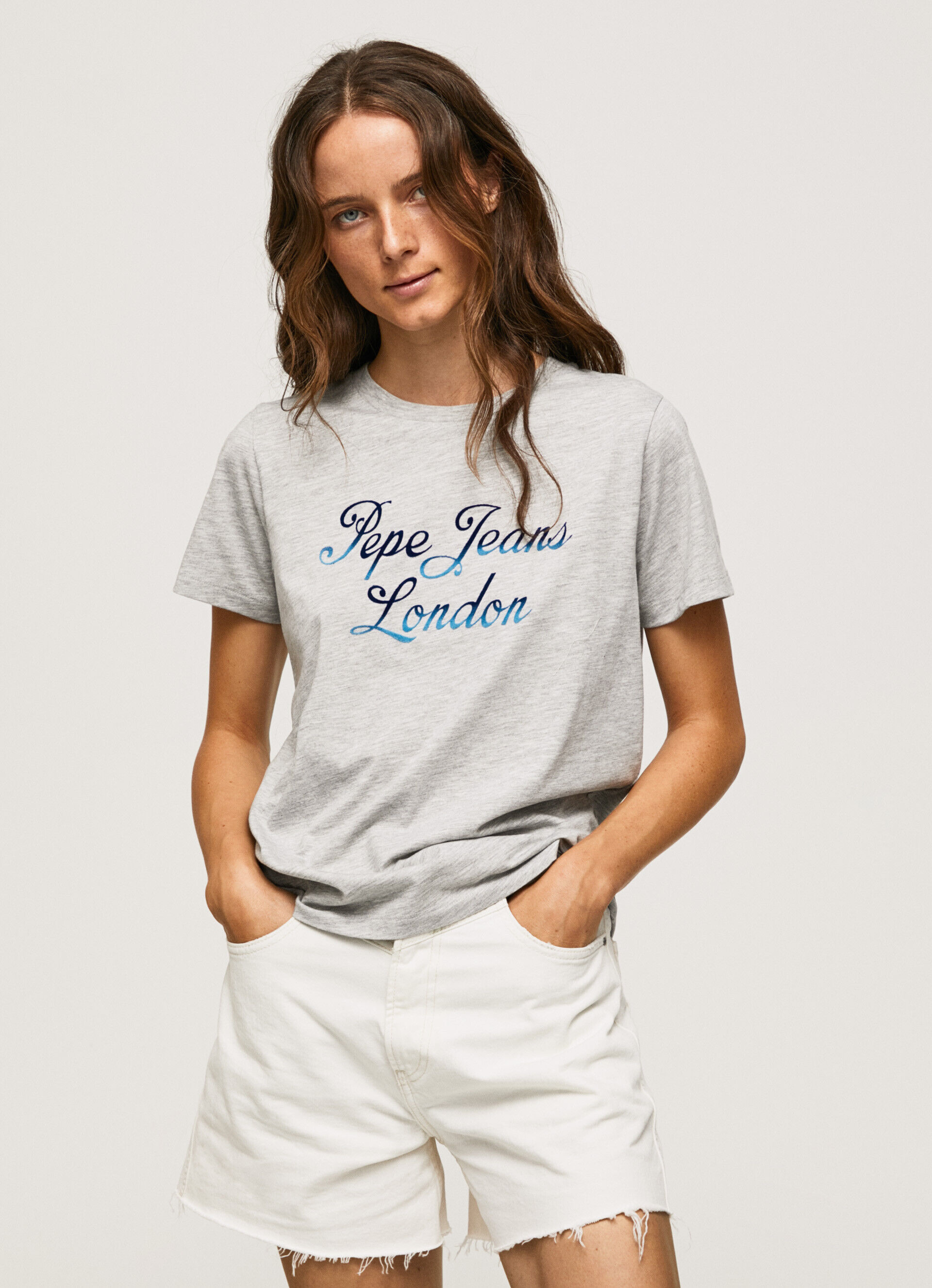 Camiseta de algodão com logotipo estampado - cinza mesclado