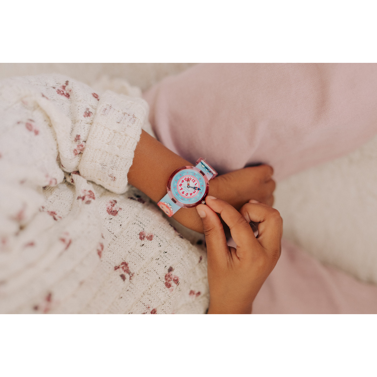 Montre FLIK FLAK Shine bright enfant plastique biosourcé bracelet PET recyclé rose