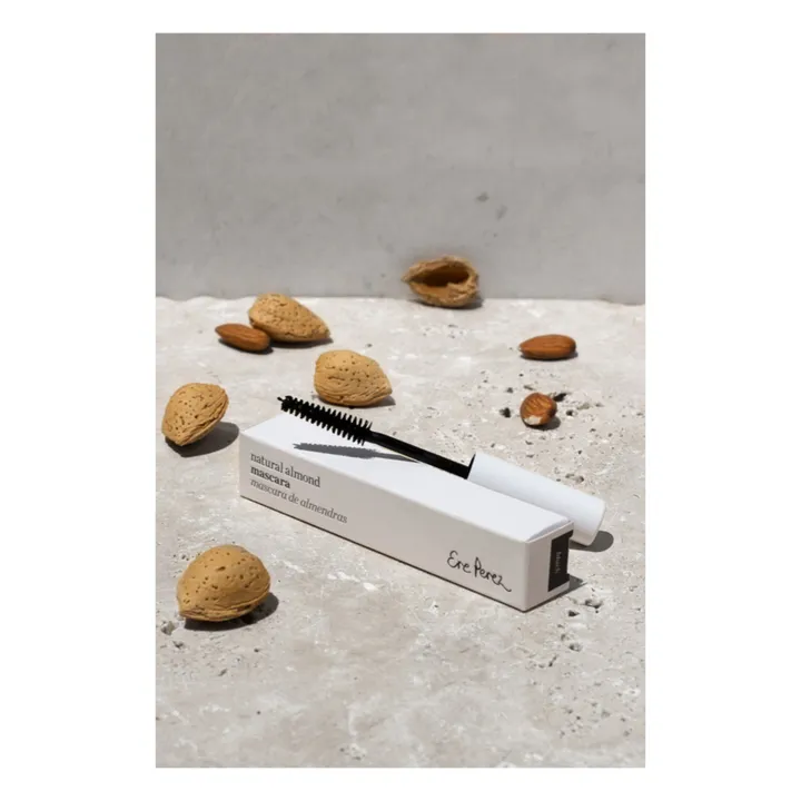 Ere Perez Mascara naturel à l'amande - 10 ml | Black