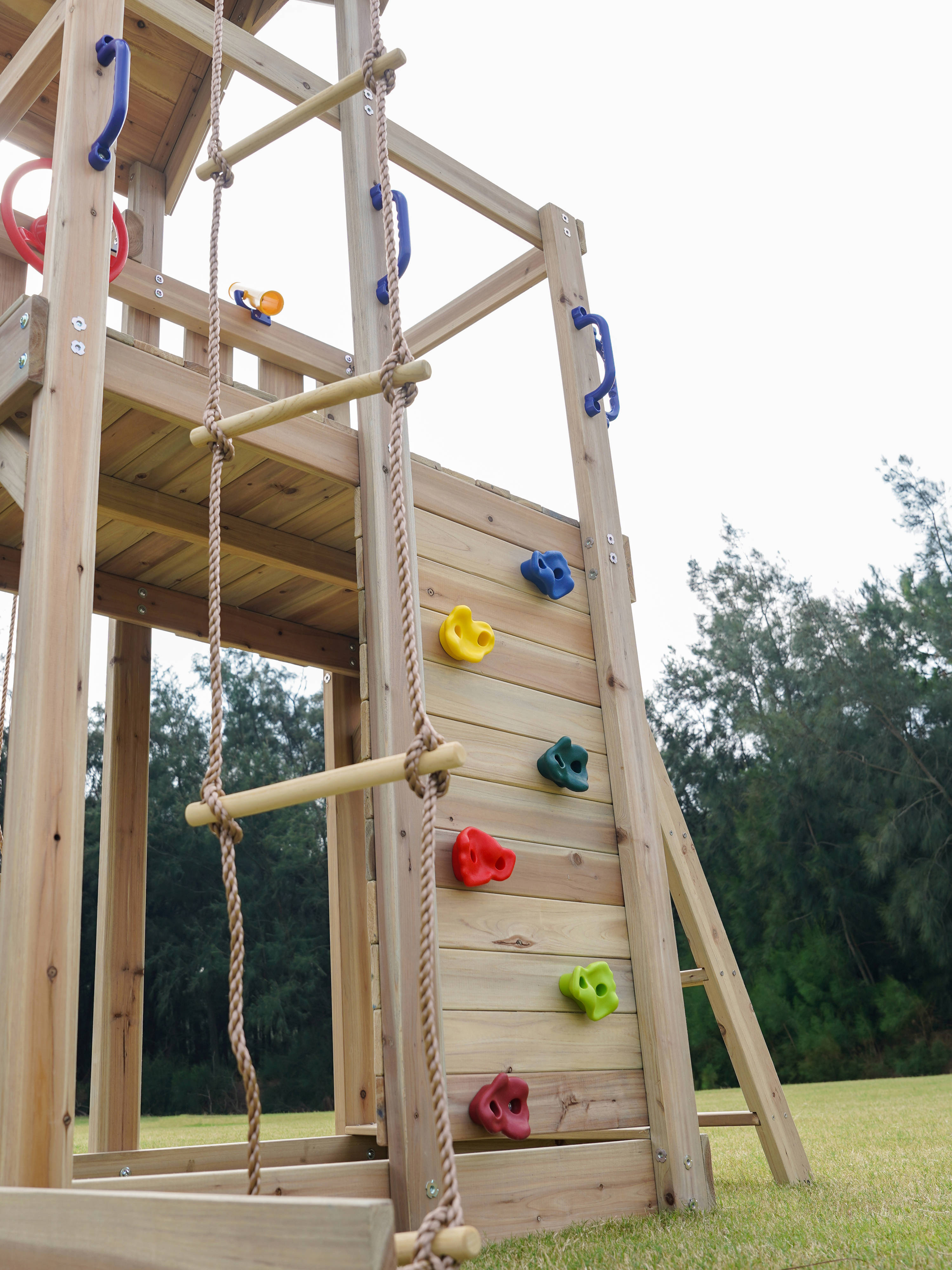 Axi Moos Swing Set with Double Swing and Climbing Ladder