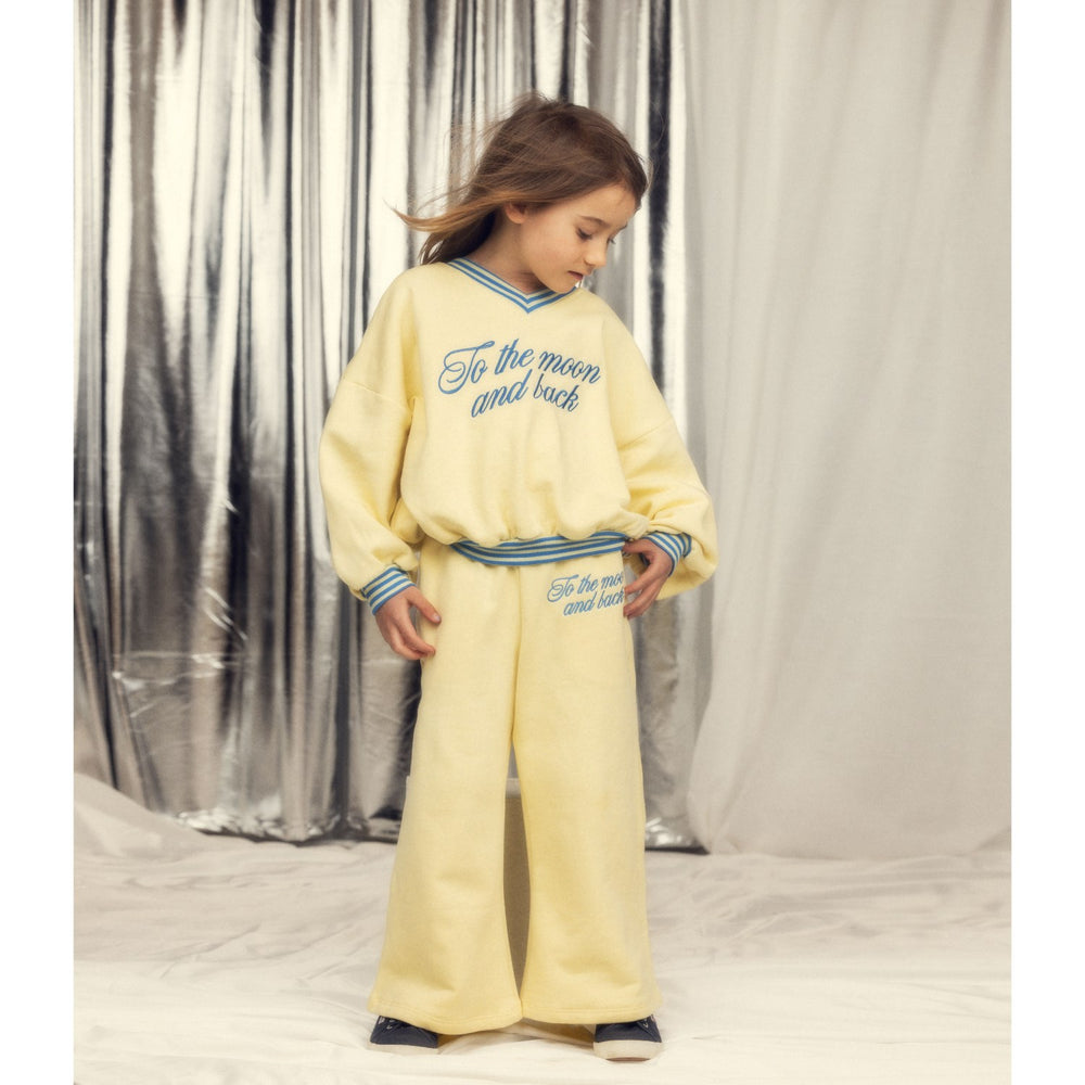 Køb Mini Rodini Yellow To The Moon Emb Sweatpants