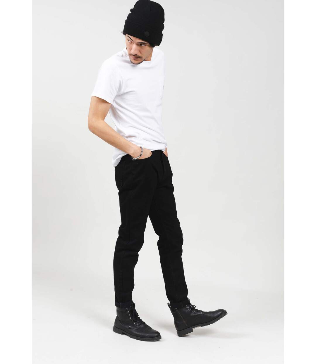 Jean regular black STAN