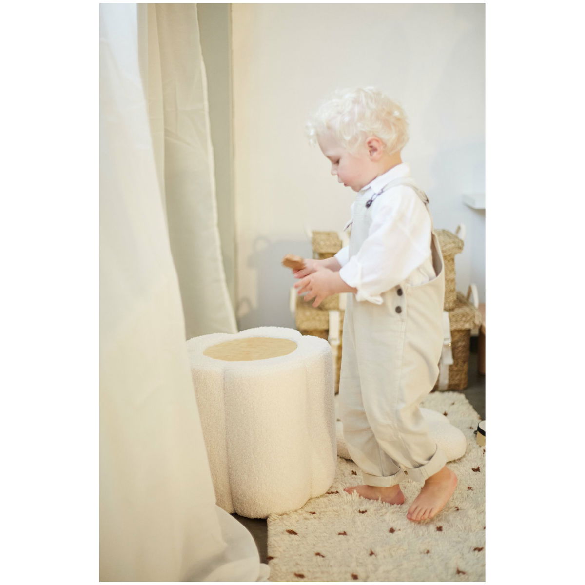 ChildhomeChildhome   Hocker und Spielzeugkiste