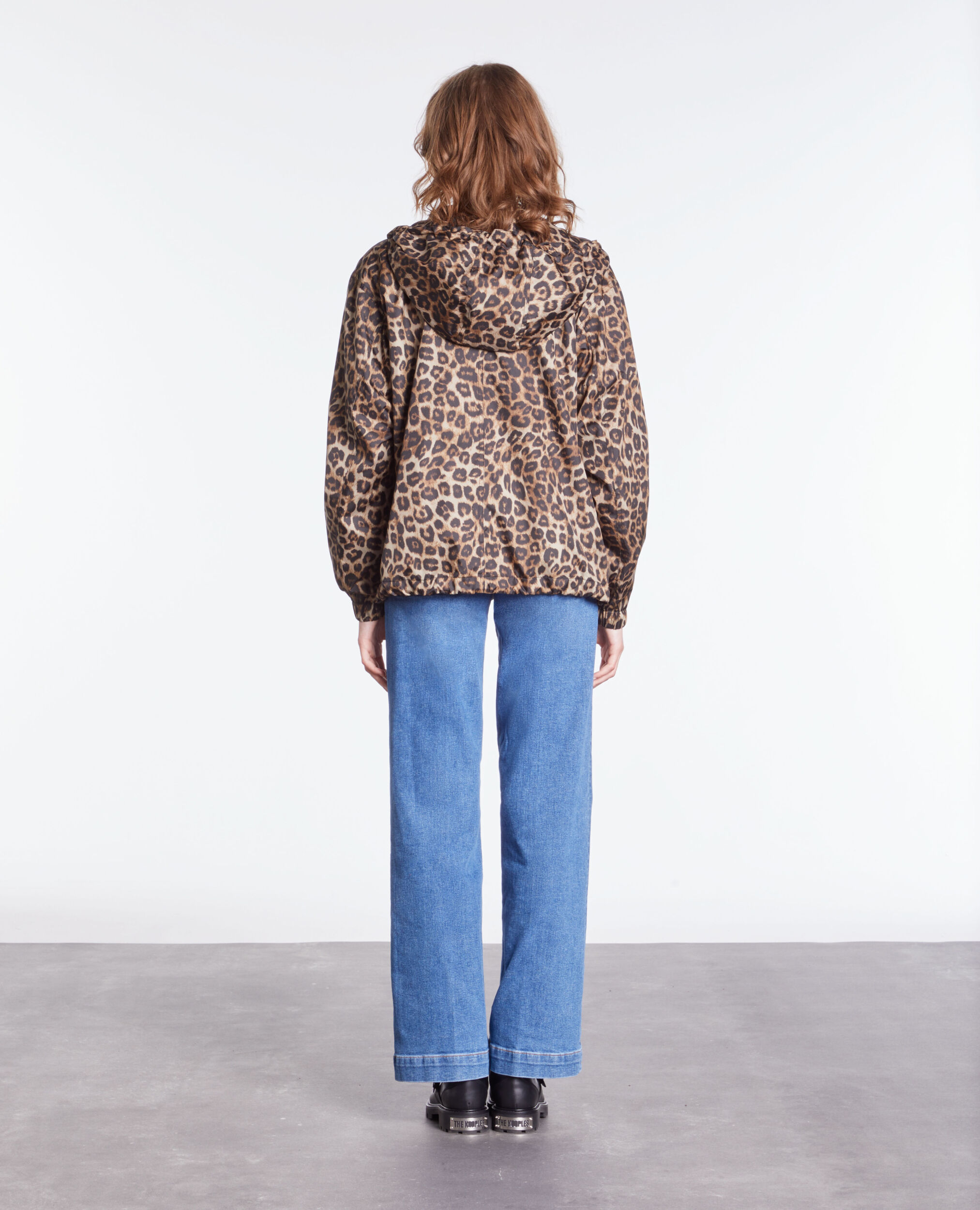 Blouson coupe-vent imprimé à capuche