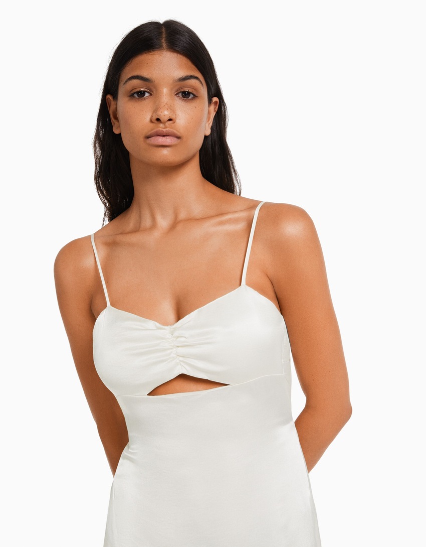 Vestido midi de cetim com alças finas