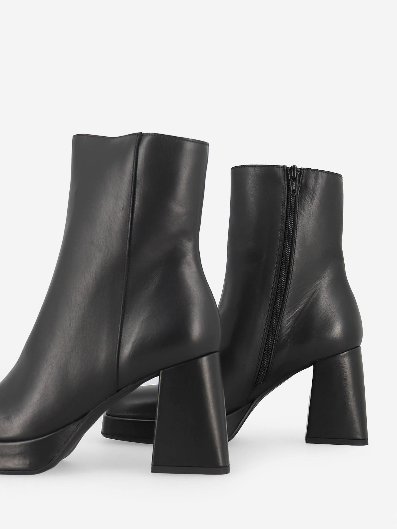 Bottines  talon en cuir SEMERDJIAN