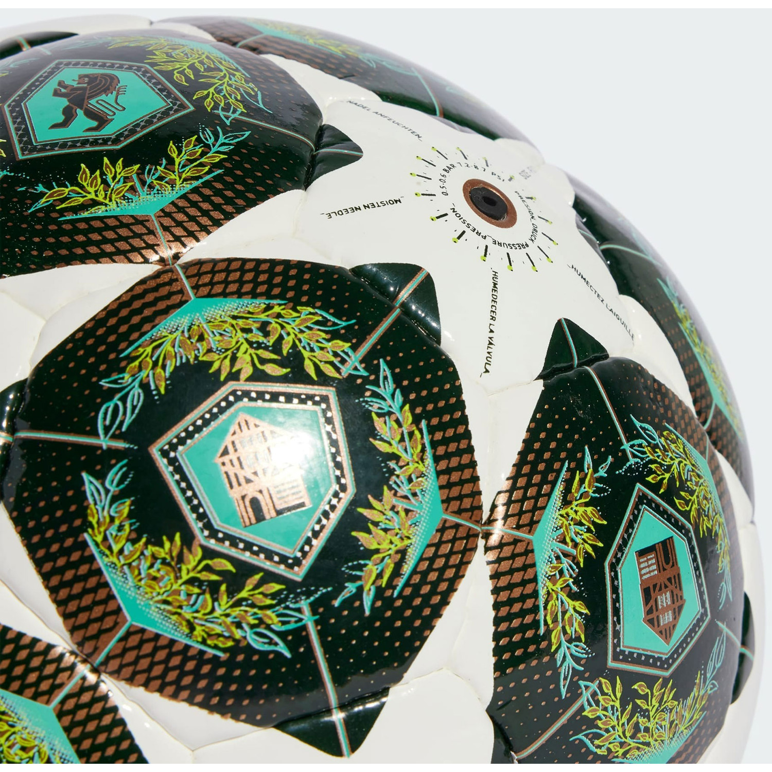 adidas Champions League München Pro Sala 2024/2025