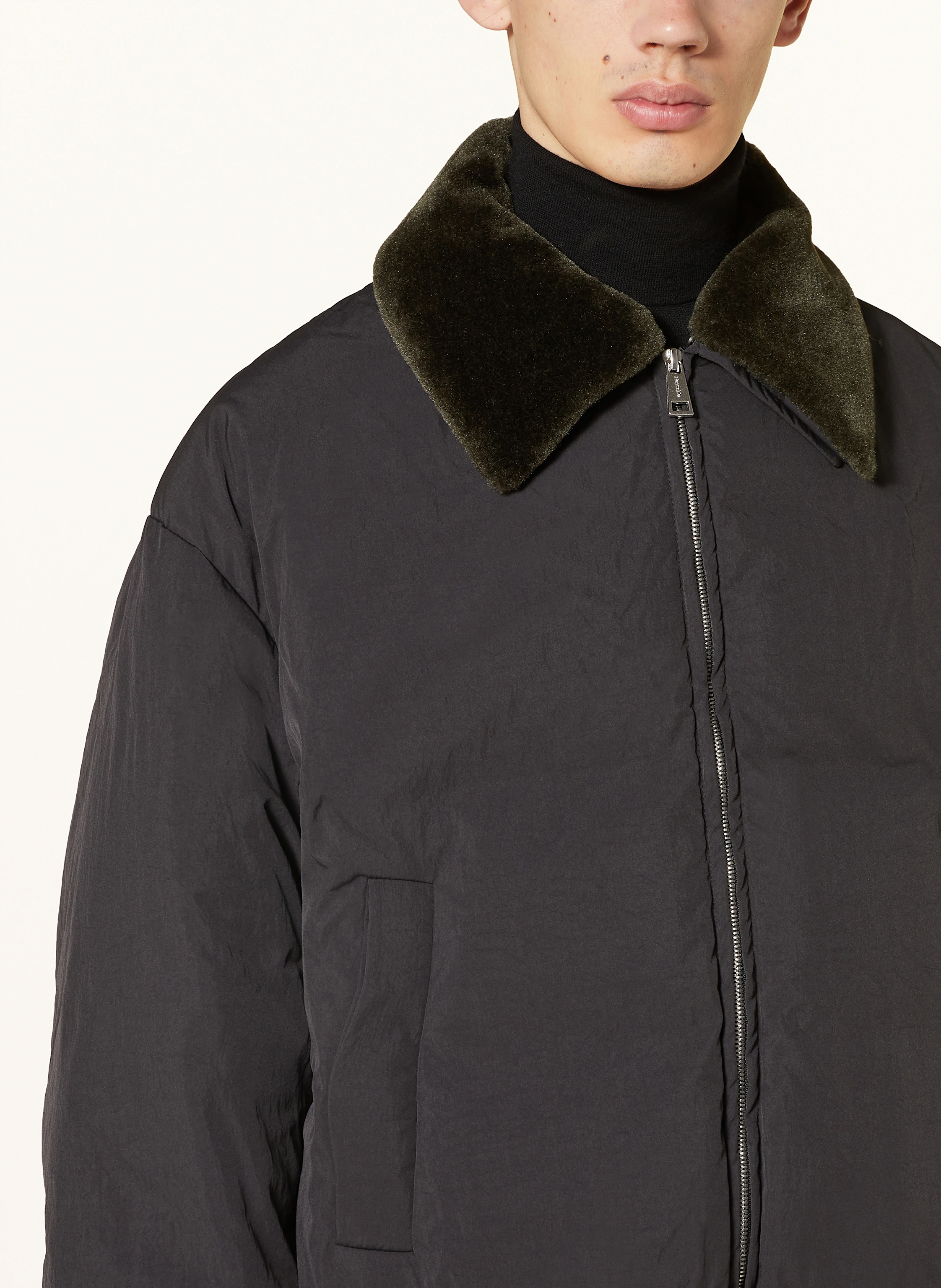 Nanushka Daunenblouson ZACHARIE mit Kunstfell