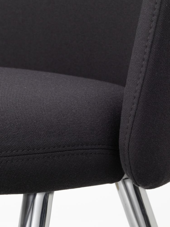 Vitra Mikado Side Chair stoel eiken onderstel Ivory
