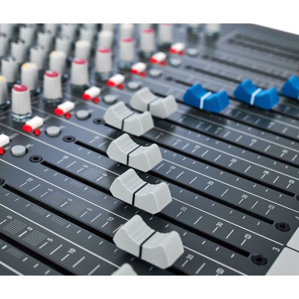 Allen & Heath ZED-12FX Kleinmixer