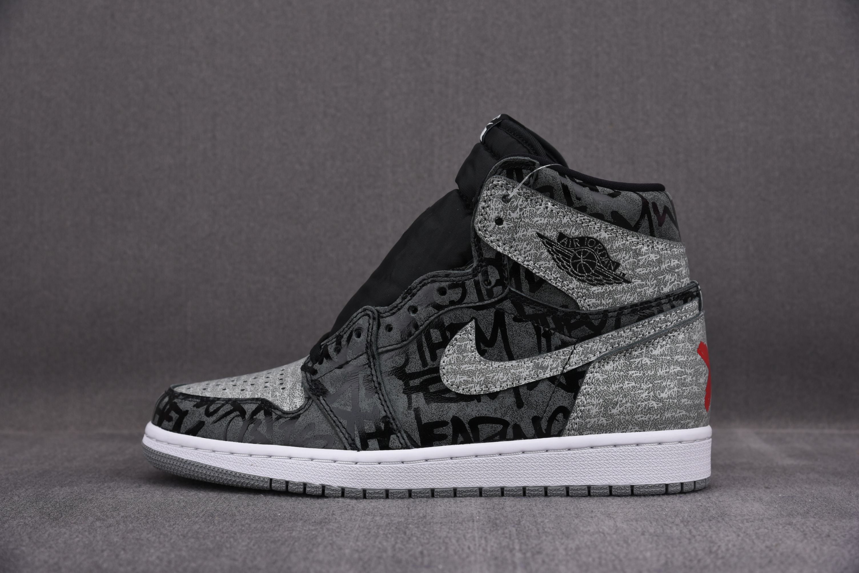 Jordan 1 Retro High OG Rebellionaire