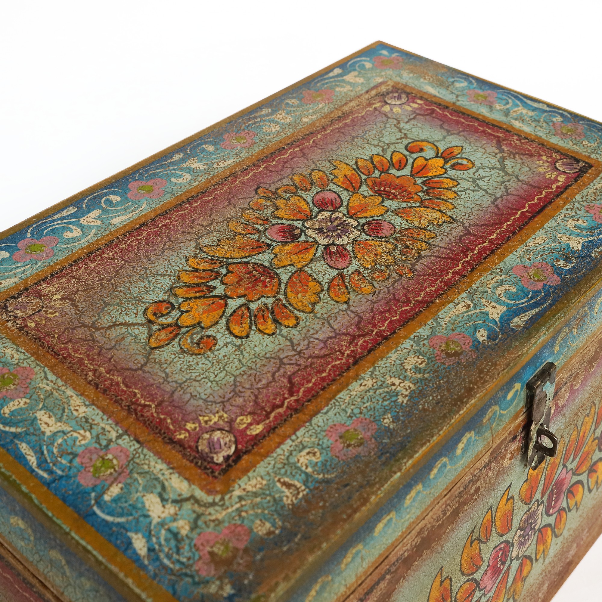 Holzbox bemalt, multicolor, B 46 cm, H 22 cm, L 38 cm von fischer's lagerhaus