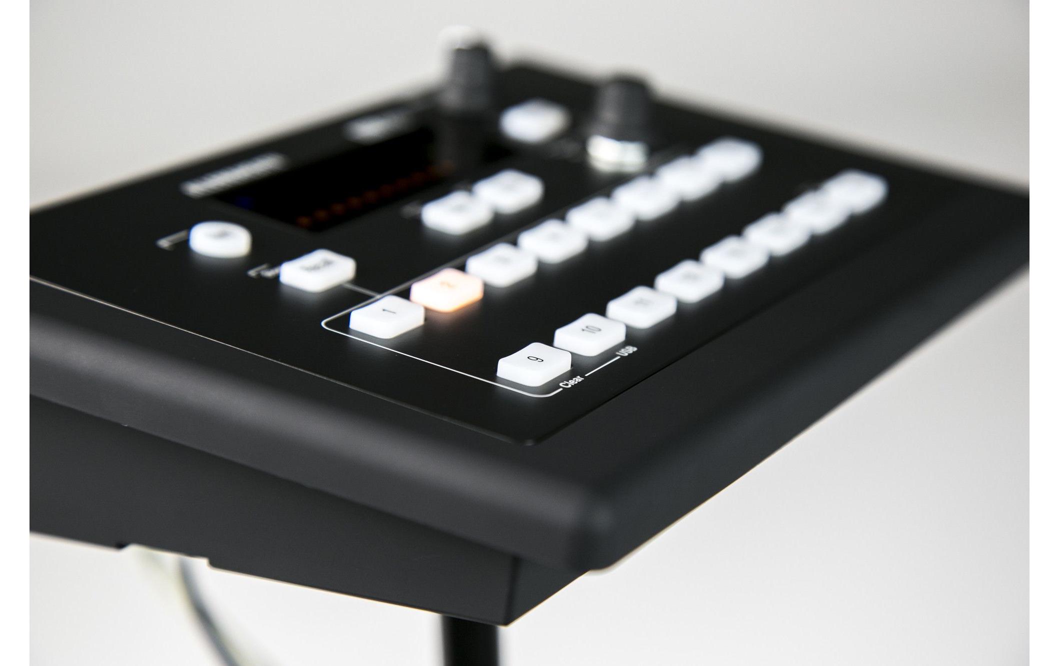 Mischpult ME-500<br>Persönlicher 16-Kanal-Mixer