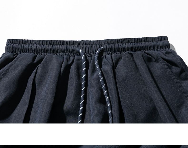 Really Point - Mid Rise Plain Cargo Shorts
