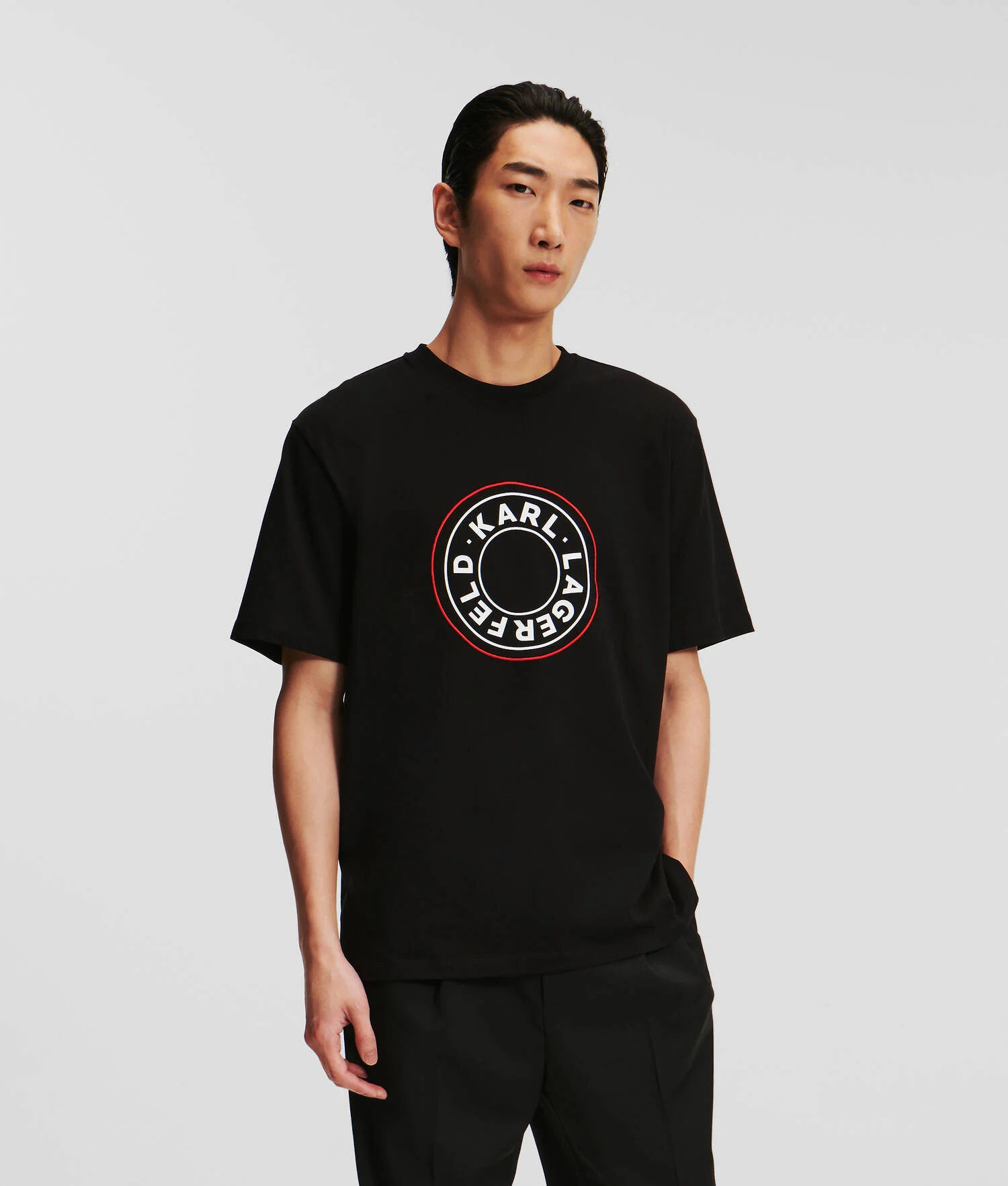T-SHIRT AVEC LOGO ROND