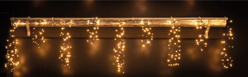 Anna's Collection Ijspegelverlichting - 1032 leds - klassiek warm wit - 700 cm - knipperfunctie