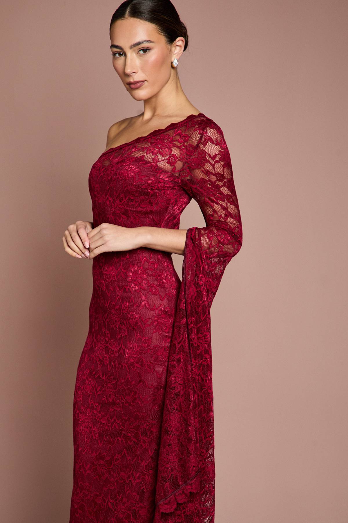 Coast Robe Maxi en Dentelle à Une Épaule avec Détail Cape