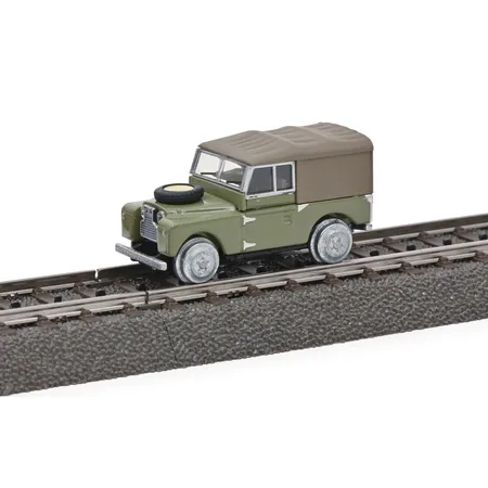 Schuco 452663600 - MHI Land Rover 88 grün 1:87