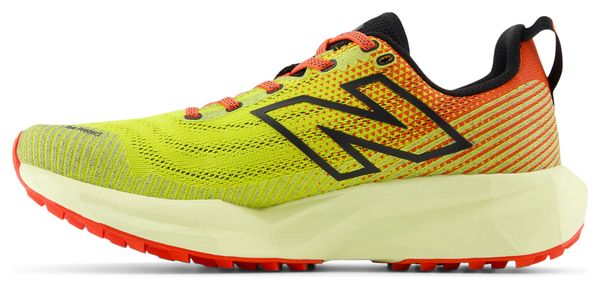 Chaussures Trail New Balance FuelCell Venym Kaki/Jaune Homme