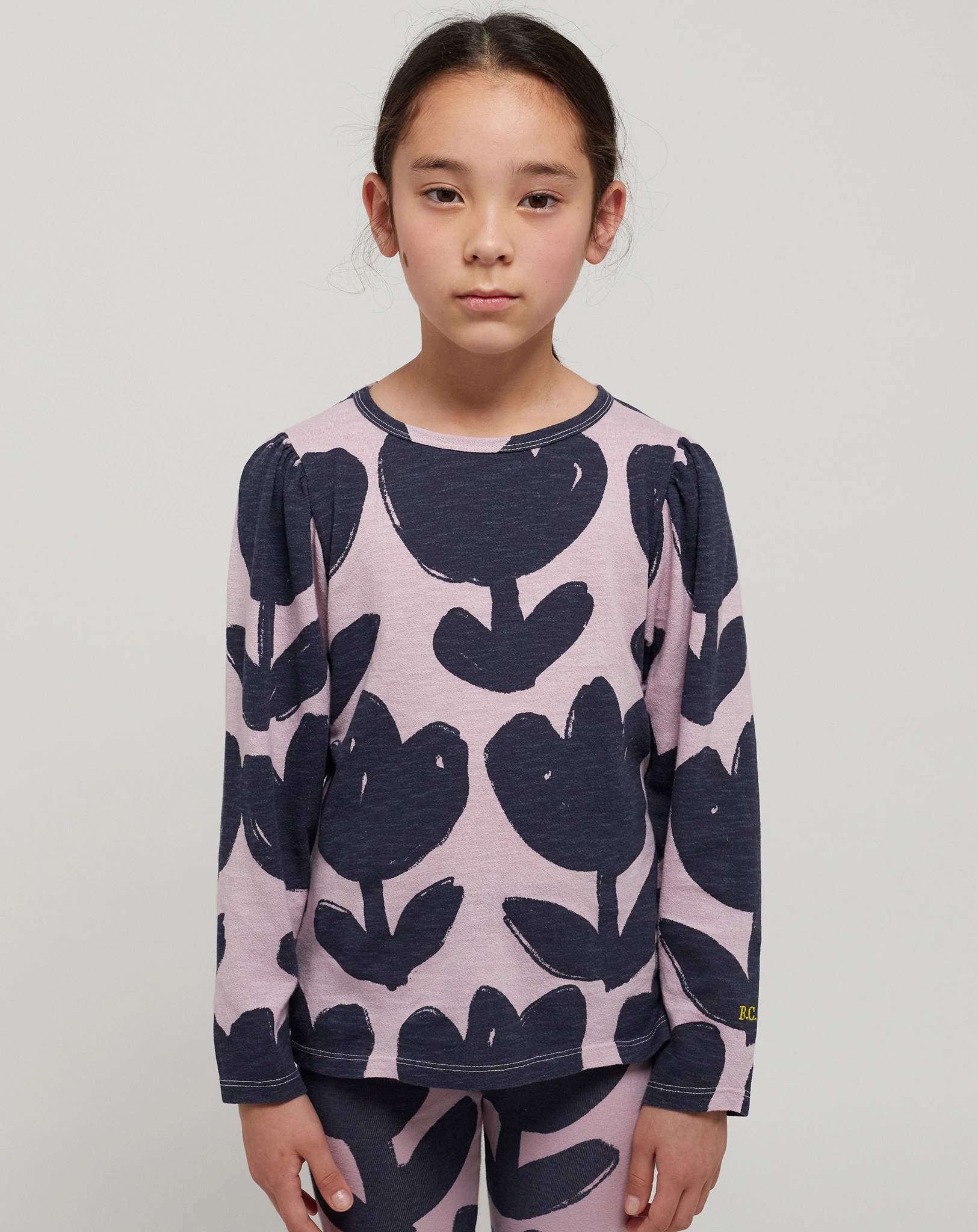 Langarmshirt FLOWERS ALL OVER in lila