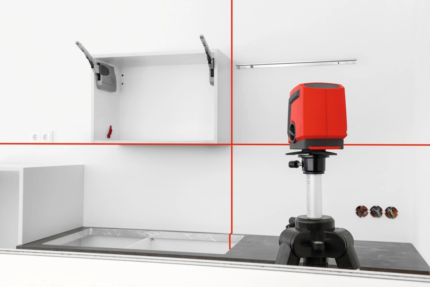 Sola CROSSLINE Lijnlaser in koffer - 20m - Rood