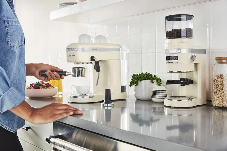KitchenAid KITCHENAID KAFFEKVÆRN, ALMOND CREAM - 5KCG8433EAC
