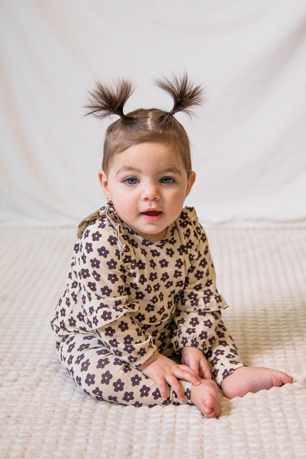BESS baby gebloemde longsleeve beige/bruin