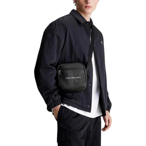 Calvin Klein Jeans - MONOGRAM SOFT SQ Negro