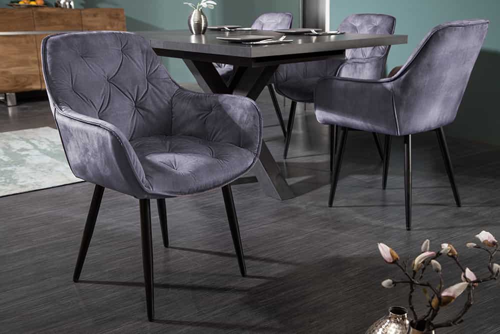 Design Stuhl MILANO grau Samt mit Armlehne Ziersteppung gepolstert schwarze Metallbeine