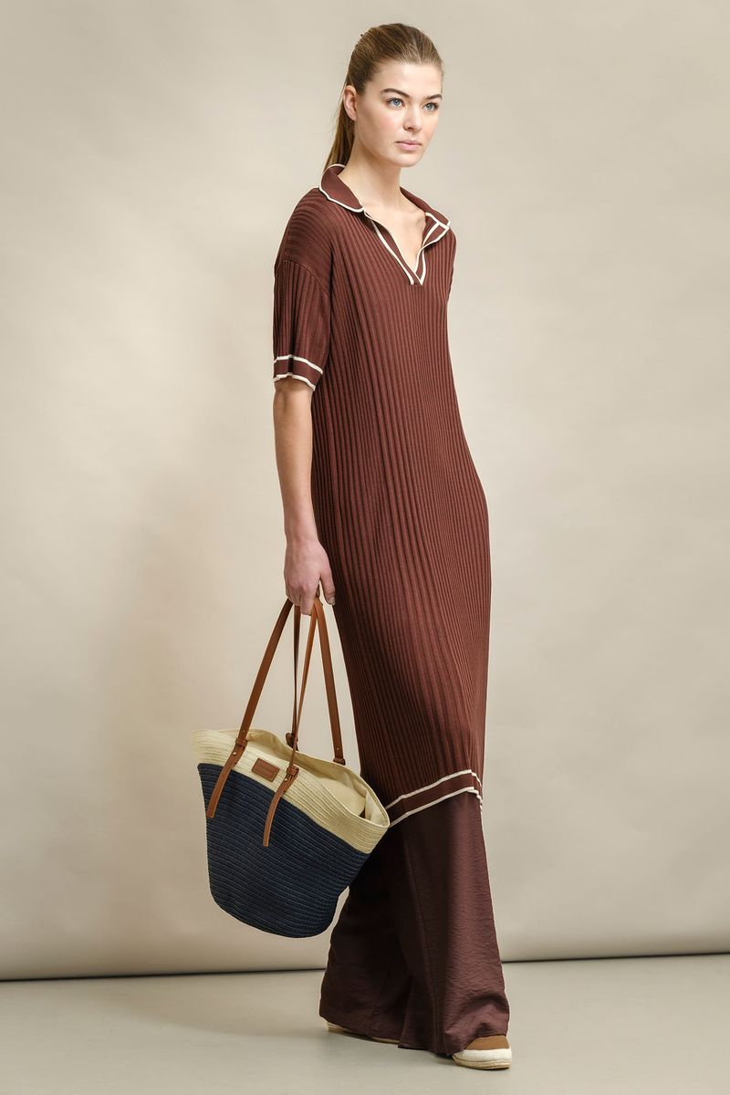 VESTIDO MALHA COM GOLA DE POLO