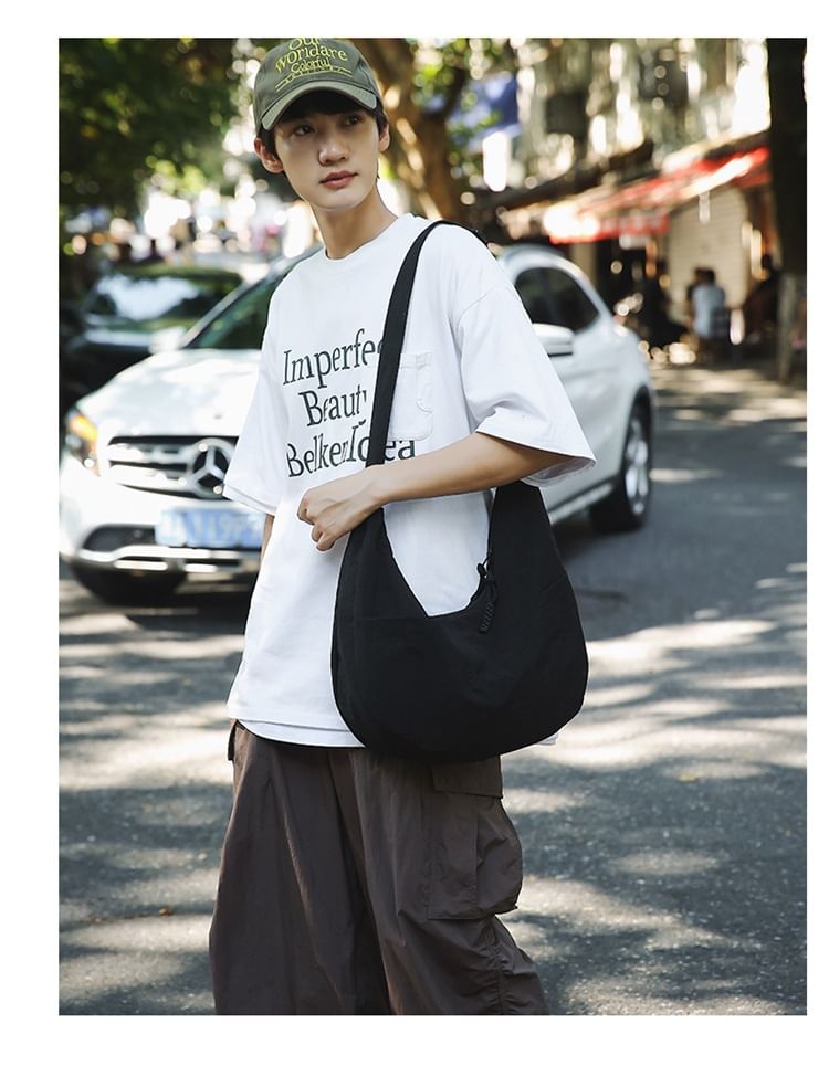 Hikuozy - Effen nylon crossbodytas