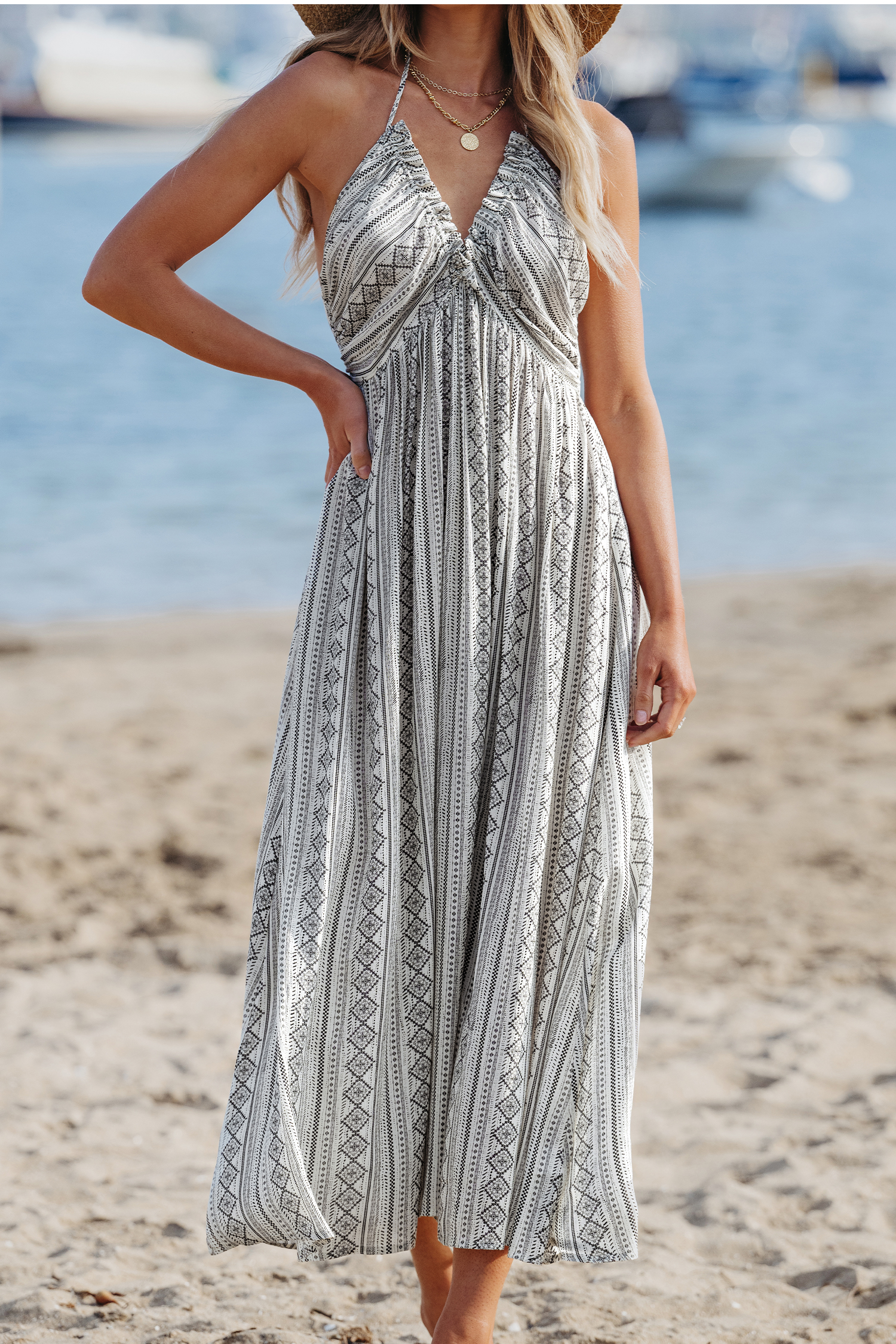Robe maxi à col licou ruchée