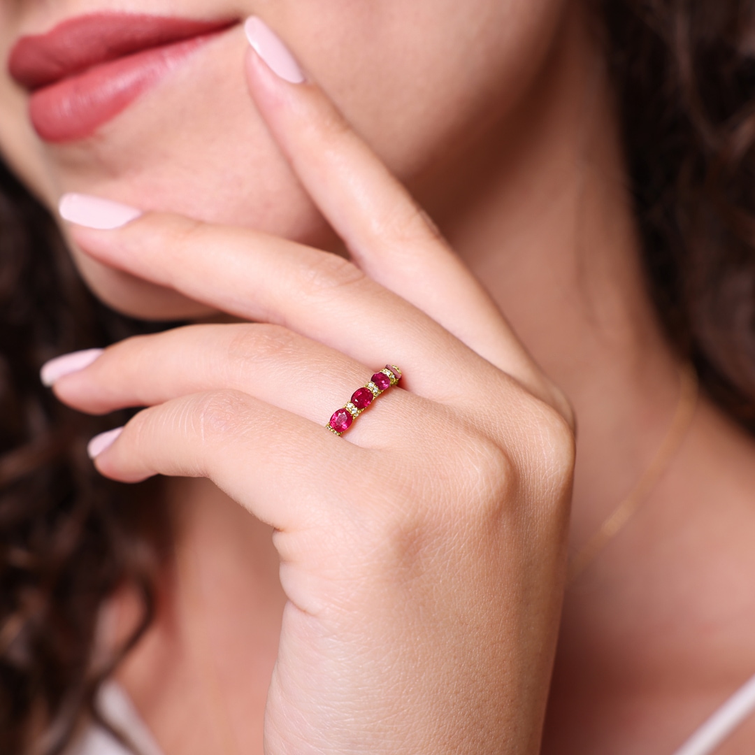 Mémoire-Ring 750/18 K Gelbgold mit Rubinen & Diamanten 0.41 ct H/si
