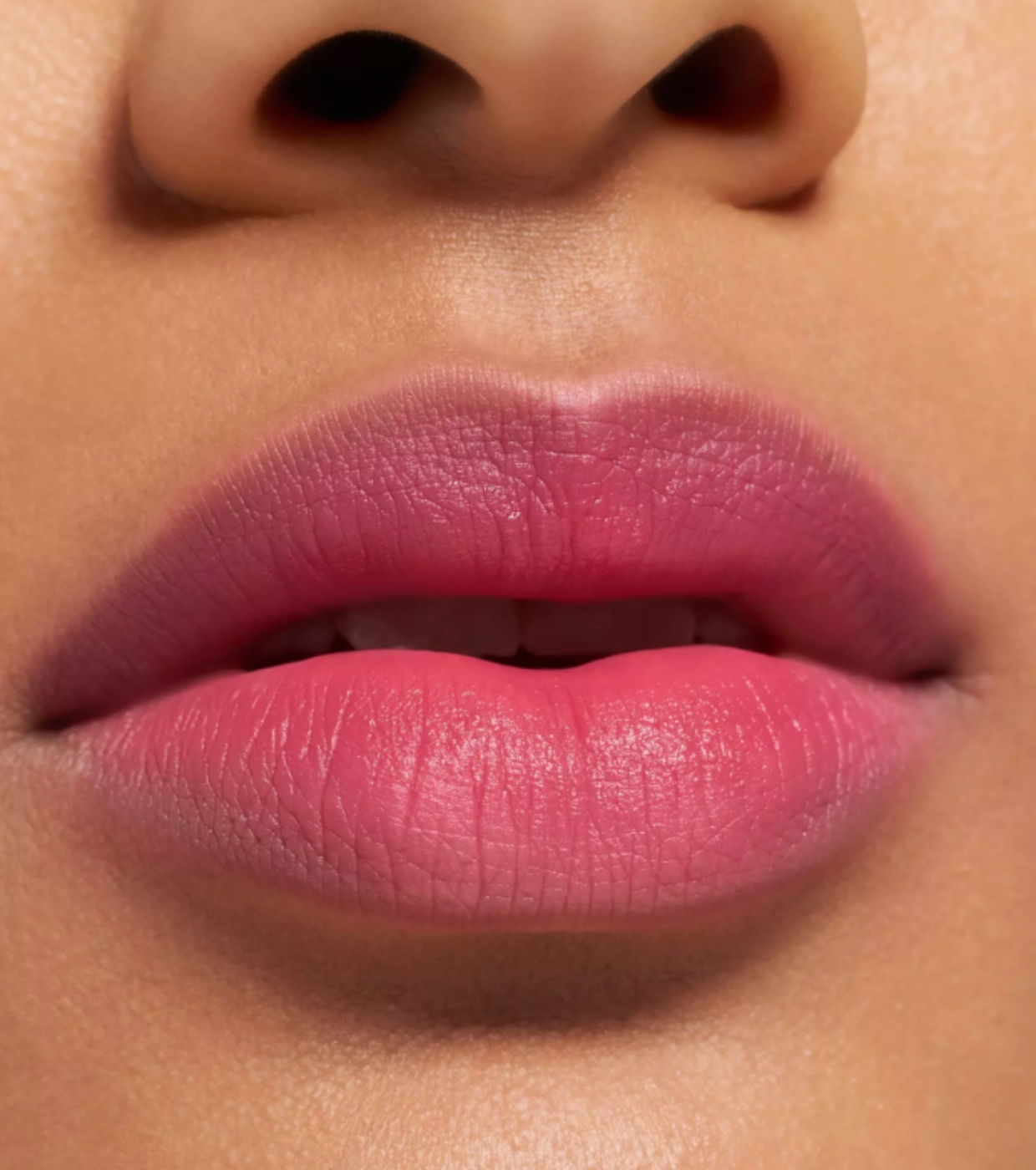 essence - Batom matte com acabamento esfumado BLUR soufflé - 05: Crush Hour